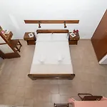 Ilias Метони
