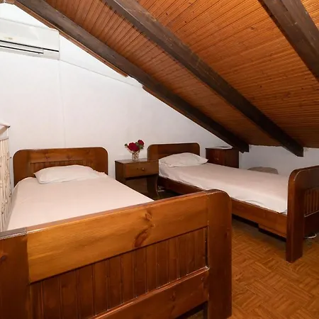 Ilias * メトーニ