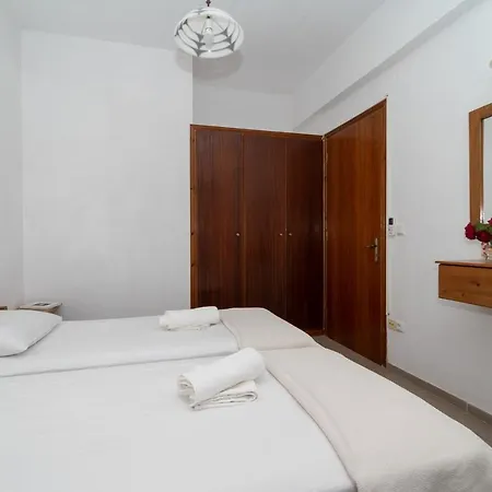 Ilias Apartman