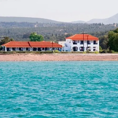 Ilias Apartman *